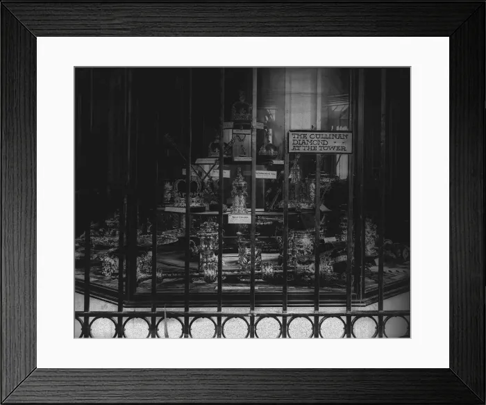 Framed Print : Crown Jewels at theTower of London The Cullinan Diamond at the Tower