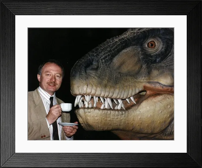 Framed Print : Ken LIvingstone Labour MP At Londons Alexandra Palace exhibition of moving dinosaurs Framed Print : Ken LIvingstone Labour MP At Londons Alexandra Palace exhibition of moving dinosaurs