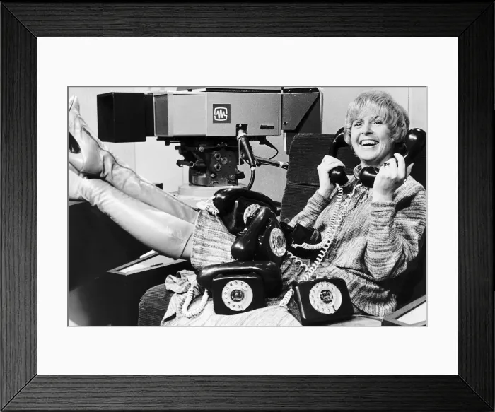 Framed Print : TV and radio presenter Gloria Hunniford opens Ulster Television with her own show Framed Print : TV and radio presenter Gloria Hunniford opens Ulster Television with her own show