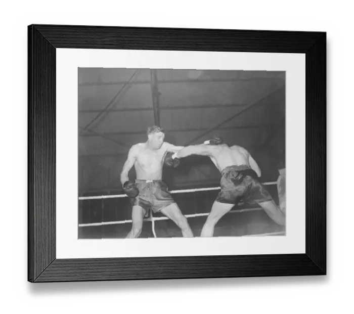 Framed Print : Boxing at Carmathen 1951 Eddie Thomas wins the European Welterweight Championship Framed Print : Boxing at Carmathen 1951 Eddie Thomas wins the European Welterweight Championship