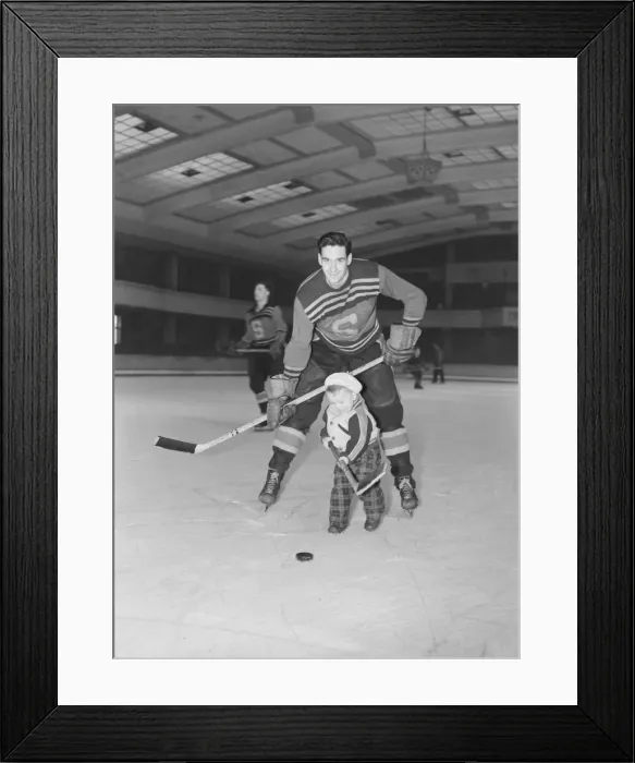 Framed Print : Ice-skating Jack Leckie & Grant Evans (2) Staff Photographer Reed 11th March Framed Print : Ice-skating Jack Leckie & Grant Evans (2) Staff Photographer Reed 11th March