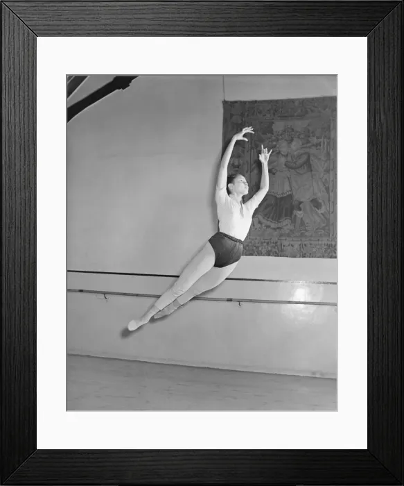 Framed Print : Khim-Sein Hla Burmese Ballet Dancer Sidey Staff Photographer 27  /  12  /  1951
