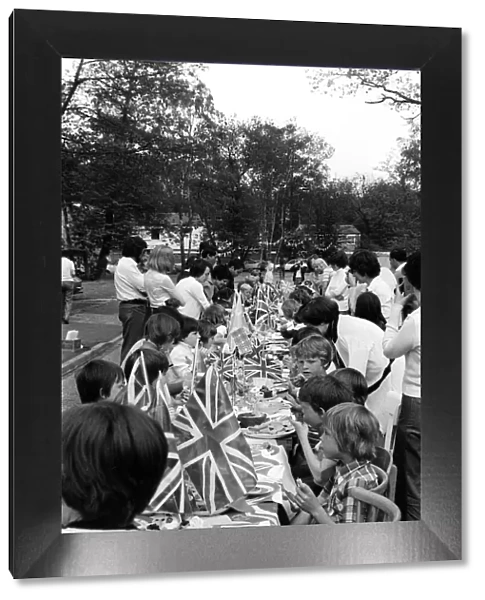 Street Parties for the Queens Silver Jubilee June 1977 Silver Jubilee Party