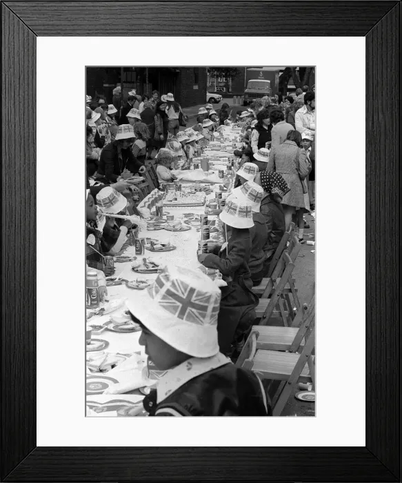 Framed Print : Queen Elizabeth Silver Jubilee Street Party Celebrations June 77 Silver Jubilee Framed Print : Queen Elizabeth Silver Jubilee Street Party Celebrations June 77 Silver Jubilee