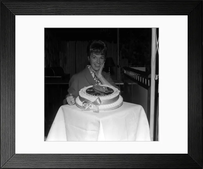 Framed Print : Mrs Donald Campbell( Tonia Bern ) wife January 1963 of Donald Campbell the British