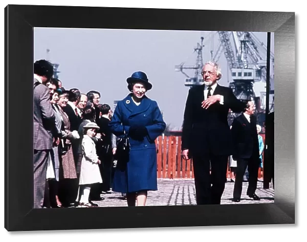 Queen Elizabeth II 1977 Silver Jubilee Tour Visits Scotland The Queen on the new