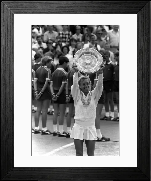 Framed Print : Martina Navratilova wins womens final at Wimbledon 1985 Framed Print : Martina Navratilova wins womens final at Wimbledon 1985