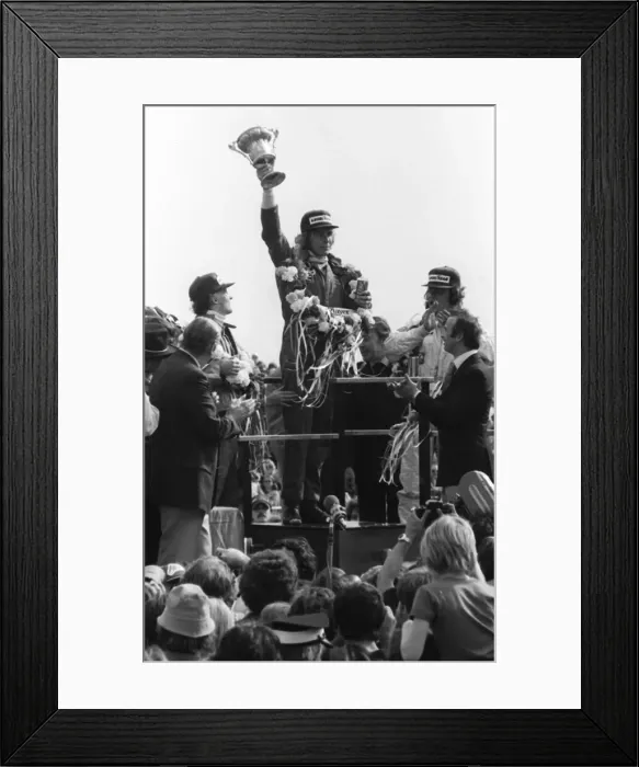Framed Print : James Hunt, Silverstone Motor racing winner A©Mirrorpix Framed Print : James Hunt, Silverstone Motor racing winner A©Mirrorpix
