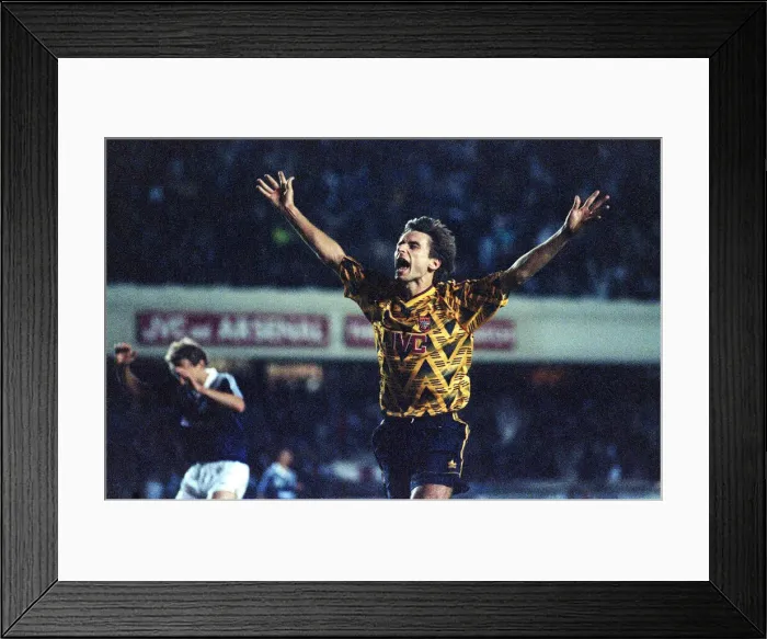 Framed Print : Arsenal v Austria Vienna, September 1991 European Champions League Framed Print : Arsenal v Austria Vienna, September 1991 European Champions League