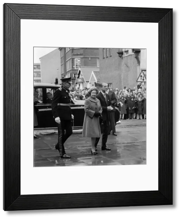 Framed Print : Queen Elizabeth ll Feb 1980 and The Duke of Edinburgh and Duke of Edinburgh arriving Framed Print : Queen Elizabeth ll Feb 1980 and The Duke of Edinburgh and Duke of Edinburgh arriving