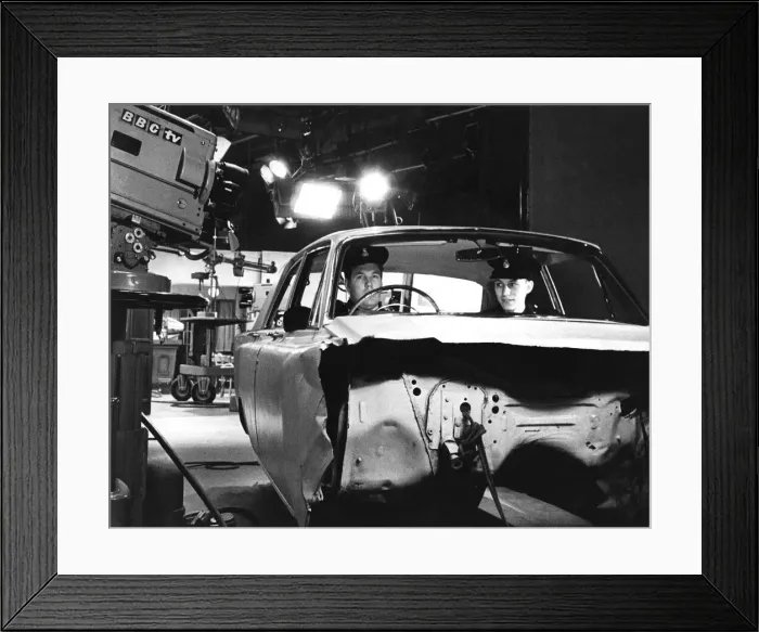 Framed Print : Going nowhere Colin Welland as P. C. Dave Graham and Geoffrey Whitehead as P. C Framed Print : Going nowhere Colin Welland as P. C. Dave Graham and Geoffrey Whitehead as P. C