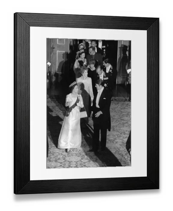 Framed Print : Queen Elizabeth June 1982 with American President Ronald Regan Nancy Regan