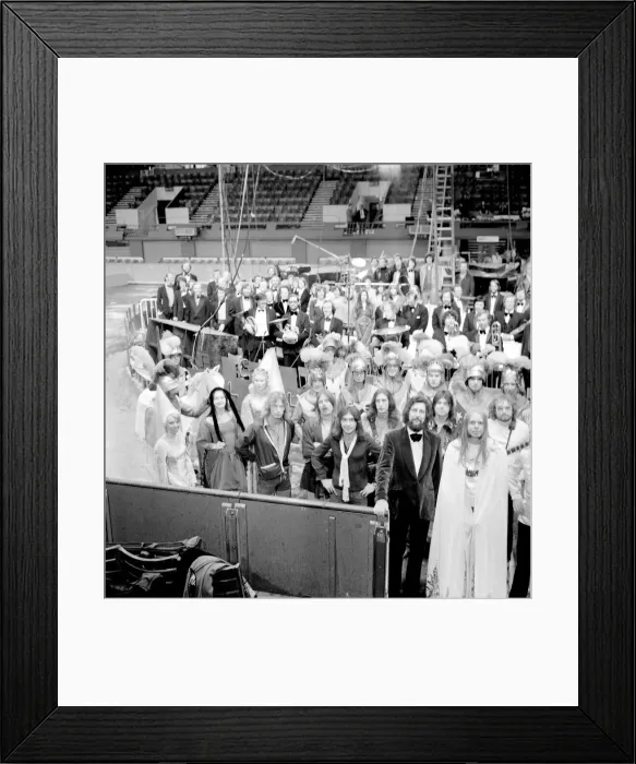 Framed Print : Rick Wakeman and the cast of King Arthur and the Knights of the Round table on ice Framed Print : Rick Wakeman and the cast of King Arthur and the Knights of the Round table on ice