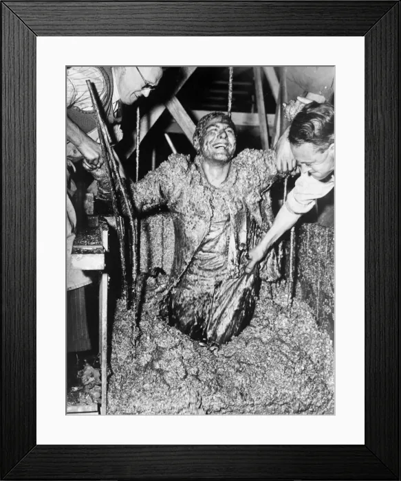 Framed Print : Another fine mess I ve gotten myself into. Sam Wanamaker buried in liquid Framed Print : Another fine mess I ve gotten myself into. Sam Wanamaker buried in liquid