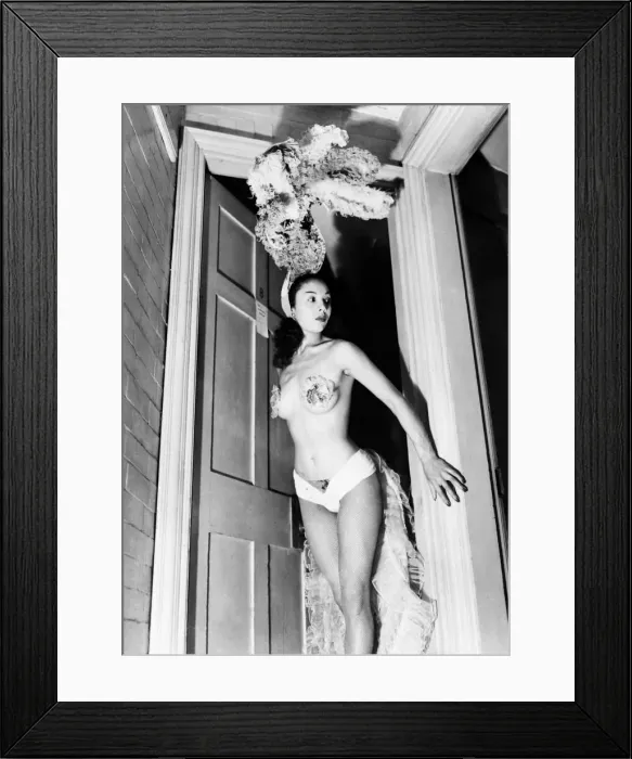 Framed Print : Marqueen dancer in Folies Berges'at London Hippodrome. 1950 020274  /  1