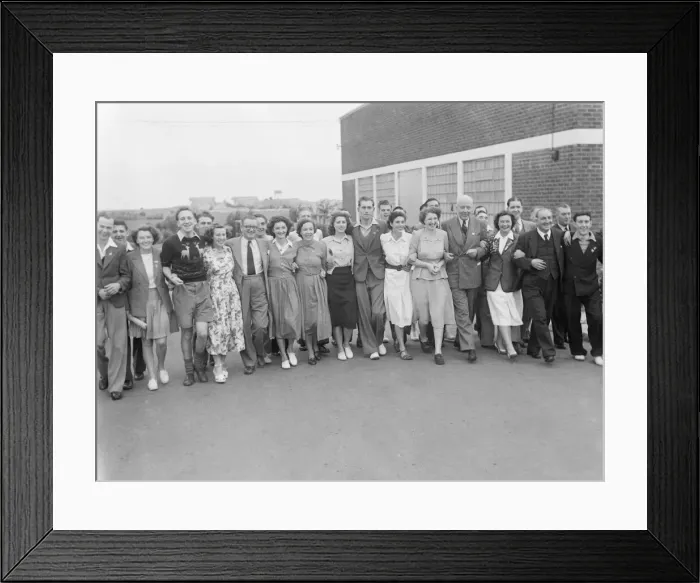 Framed Print : Hugh Dalton at Butlins Holiday Camp Filey. Circa 1950 020211  /  2