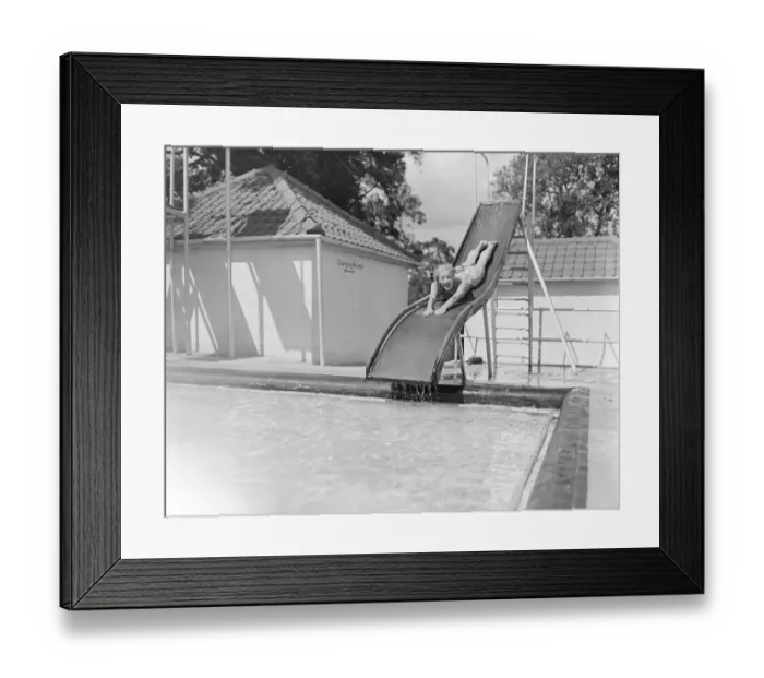 Framed Print : Patricia Dainton British Film Actress at the Spiders Web'pool Framed Print : Patricia Dainton British Film Actress at the Spiders Web'pool