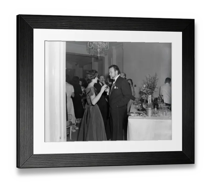 Framed Print : Sunday Pictorial goes to Midnight Fashion Show Jean Simmons
