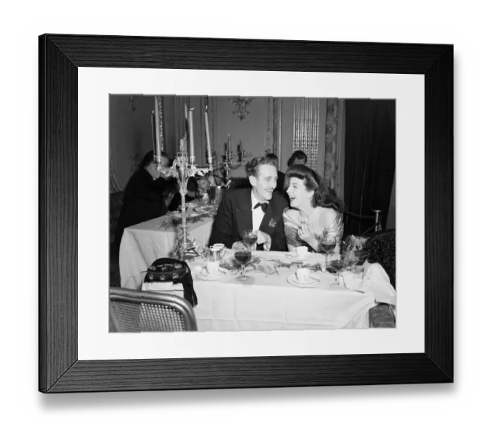 Framed Print : Lind Joyce at the 21 Room'Londons new and lavish night club Framed Print : Lind Joyce at the 21 Room'Londons new and lavish night club