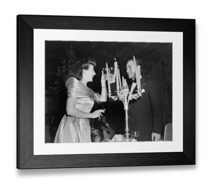 Framed Print : Lynd Joyce at the 21 Room'Londons new and lavish night club