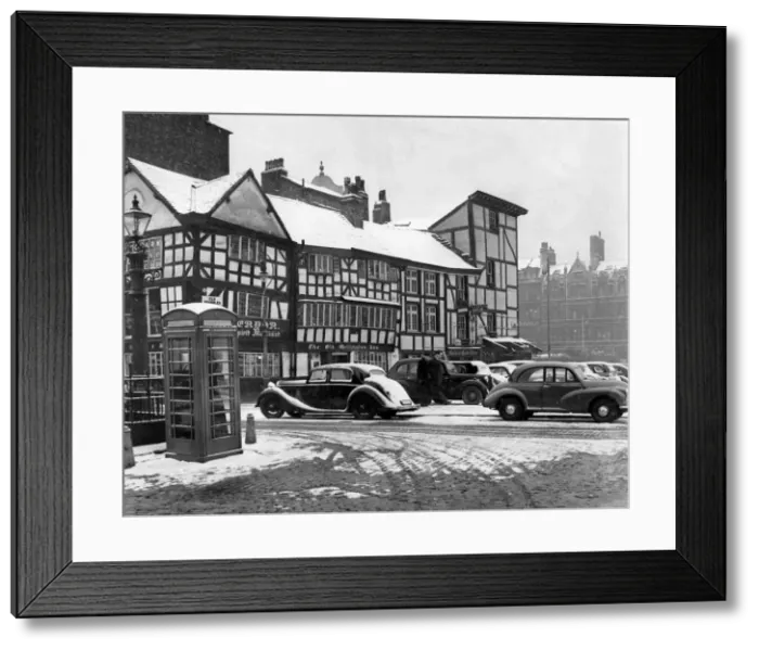 Framed Print : Snow in Manchester. February 1954 P000193 Framed Print : Snow in Manchester. February 1954 P000193