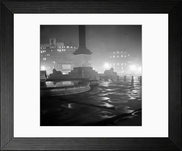 Framed Print : London Views - Landmarks at night 1945-1950 The Lions by sculptor Edwin Landseer Framed Print : London Views - Landmarks at night 1945-1950 The Lions by sculptor Edwin Landseer