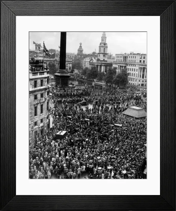 Framed Print : V J Day - Trafalgar Square, August 1945 The crowd in Trafalgar Square listen to