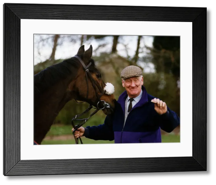 Framed Print : Ginger McCain trainer with Red Rum Racehorse Framed Print : Ginger McCain trainer with Red Rum Racehorse