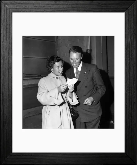 Framed Print : Maureen Connolly - U. S. Tennis Player. May 1952 C2561-002