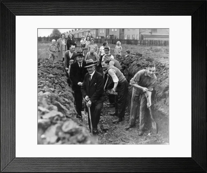 Framed Print : Residents of Links Avenue, Monkseaton, who decided to construct their own communal air Framed Print : Residents of Links Avenue, Monkseaton, who decided to construct their own communal air