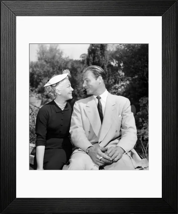 Framed Print : Cannes Film Festival 1953. Lana Turner and Lex Barker. D3118-058