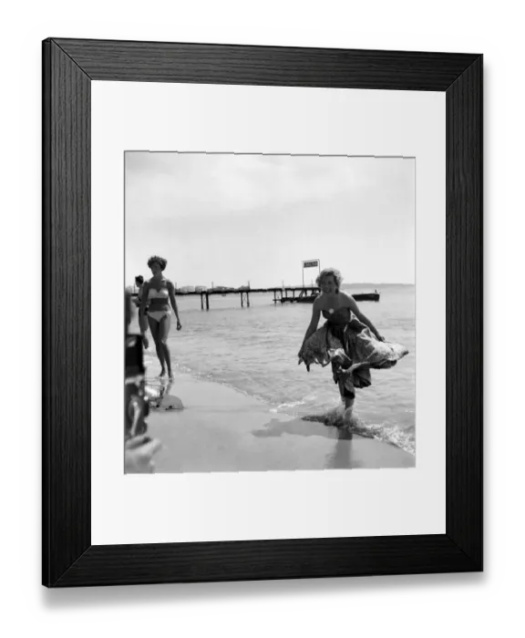 Framed Print : Cannes Film Festival 1953. Miss De La Mere a Vistor to the south of France resort of