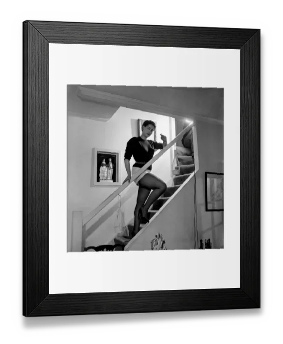 Framed Print : Film actress Gillian Owen star of 1066 and All That