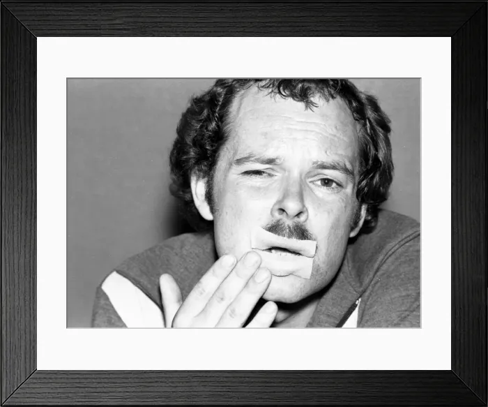 Framed Print : James Whale feeling sore after he had kissed 4, 049 girls in eight hours creating a new Framed Print : James Whale feeling sore after he had kissed 4, 049 girls in eight hours creating a new