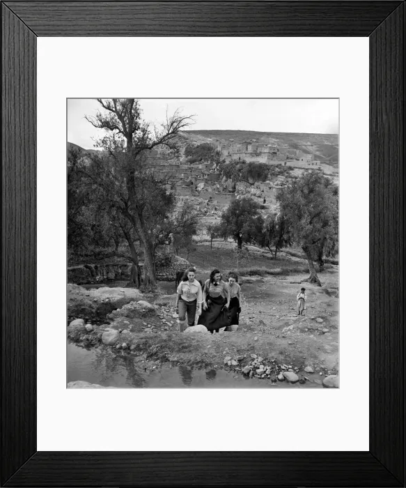 Framed Print : French actresses on a visit to Morroco on a tour of the local countryside near Marrakech Framed Print : French actresses on a visit to Morroco on a tour of the local countryside near Marrakech
