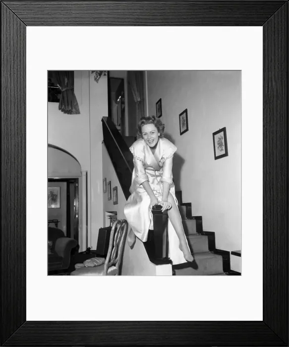 Framed Print : Nadia Gray. December 1952 C6057-005