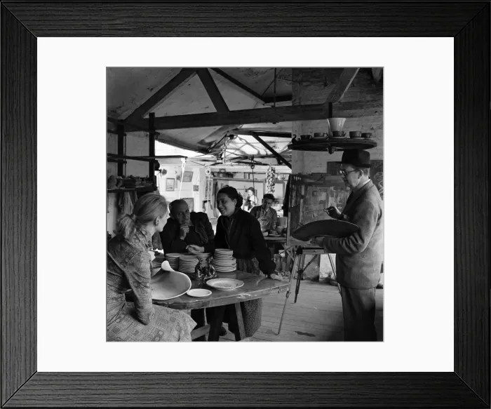 Framed Print : David Rawnsleys Chelsea Studio. September 1952 C4513 Framed Print : David Rawnsleys Chelsea Studio. September 1952 C4513