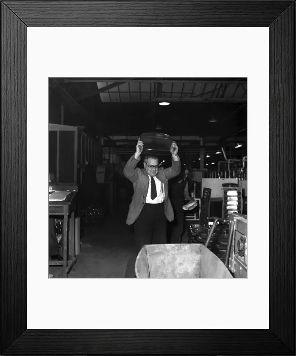 Framed Print : Chance Glass works. C5169-002 Framed Print : Chance Glass works. C5169-002