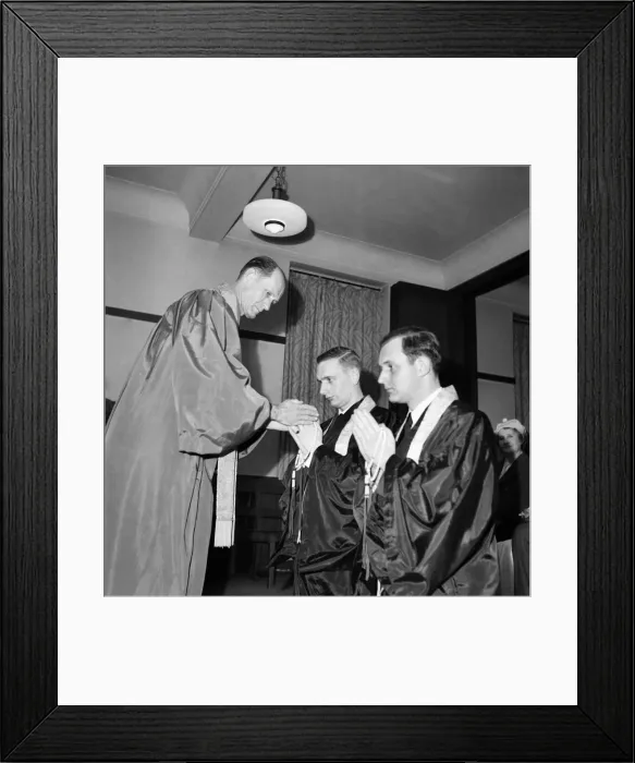 Framed Print : Robert Stewart Clifton - Western Buddhists. October 1952 C5139-001 Framed Print : Robert Stewart Clifton - Western Buddhists. October 1952 C5139-001