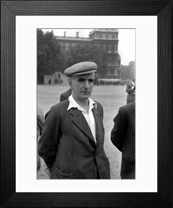 Framed Print : S. J. Bent, V. C. October 1952 C4750-005 Local Caption Decorated War Veteran Framed Print : S. J. Bent, V. C. October 1952 C4750-005 Local Caption Decorated War Veteran