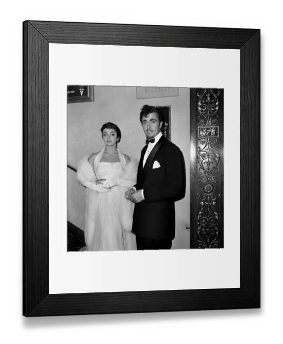 Framed Print : Premiere of the Film Sudden Fear'Joan Collins Framed Print : Premiere of the Film Sudden Fear'Joan Collins