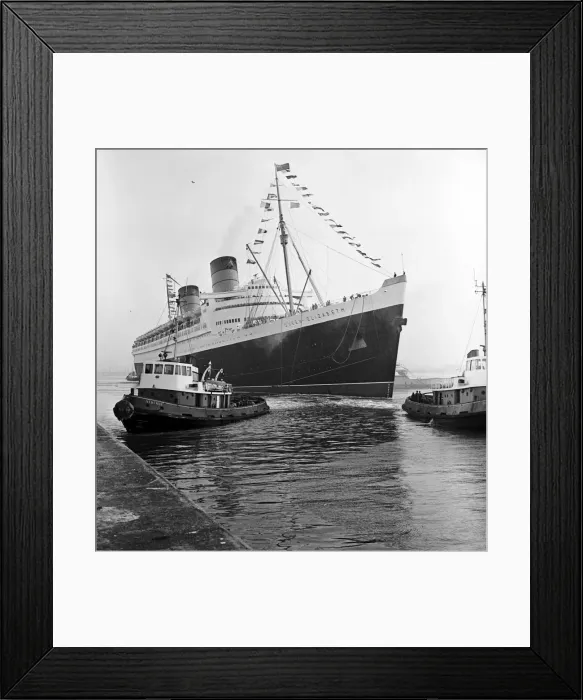 Framed Print : On this day 15th November 1968 The Cunard flagship Queen Elizabeth Framed Print : On this day 15th November 1968 The Cunard flagship Queen Elizabeth