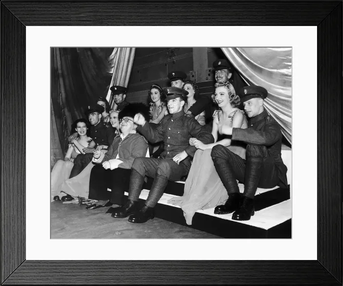 Framed Print : Comedian Sandy Powell and cast of Can You See Me Mother entertaining soldiers during Framed Print : Comedian Sandy Powell and cast of Can You See Me Mother entertaining soldiers during