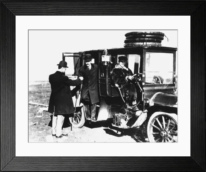 Framed Print : 22 May 1908 The Wright brothers patented their flying machine Framed Print : 22 May 1908 The Wright brothers patented their flying machine