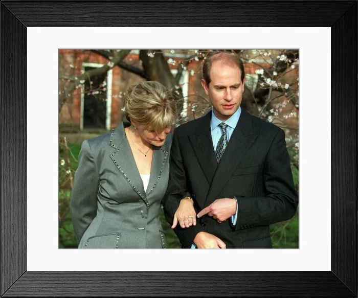 Framed Print : Prince Edward and fiancee Sophie Rhys Jones in Jan 1999 Framed Print : Prince Edward and fiancee Sophie Rhys Jones in Jan 1999