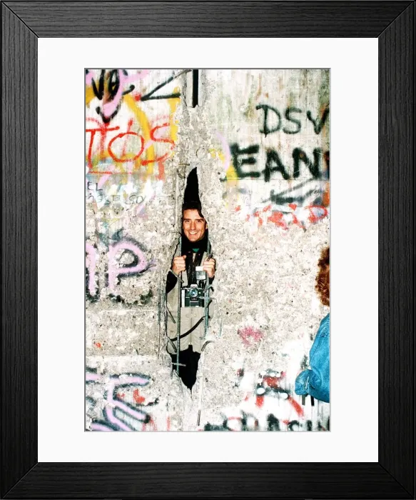 Framed Print : Berlin Wall on Years Eve Framed Print : Berlin Wall on Years Eve