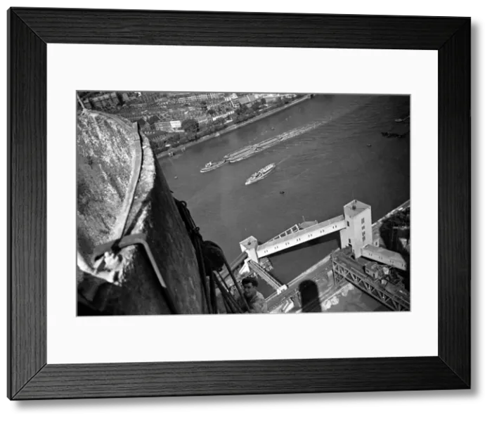 Framed Print : Steeplejacks working on a new tower chimney on Battersea Power station