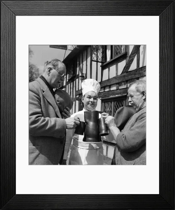 Framed Print : Drinking the health of the Queen from black Jack beer mugs. May 1953 D2430-001 Framed Print : Drinking the health of the Queen from black Jack beer mugs. May 1953 D2430-001
