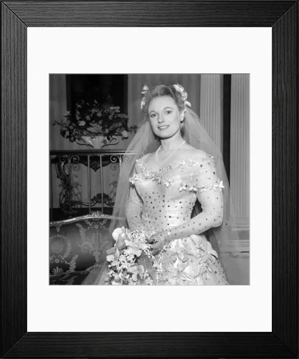 Framed Print : Anna Neagle as a bride in Maytime in Mayfair'February 1949. O16758 Framed Print : Anna Neagle as a bride in Maytime in Mayfair'February 1949. O16758