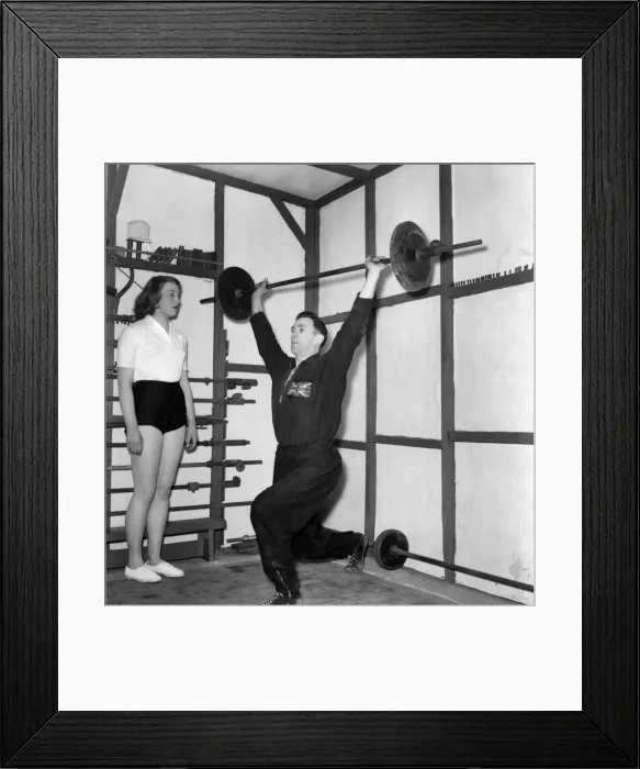 Framed Print : Miar Syluin Needham - -Rochester way Eltham training for olympic season with weights Framed Print : Miar Syluin Needham - -Rochester way Eltham training for olympic season with weights